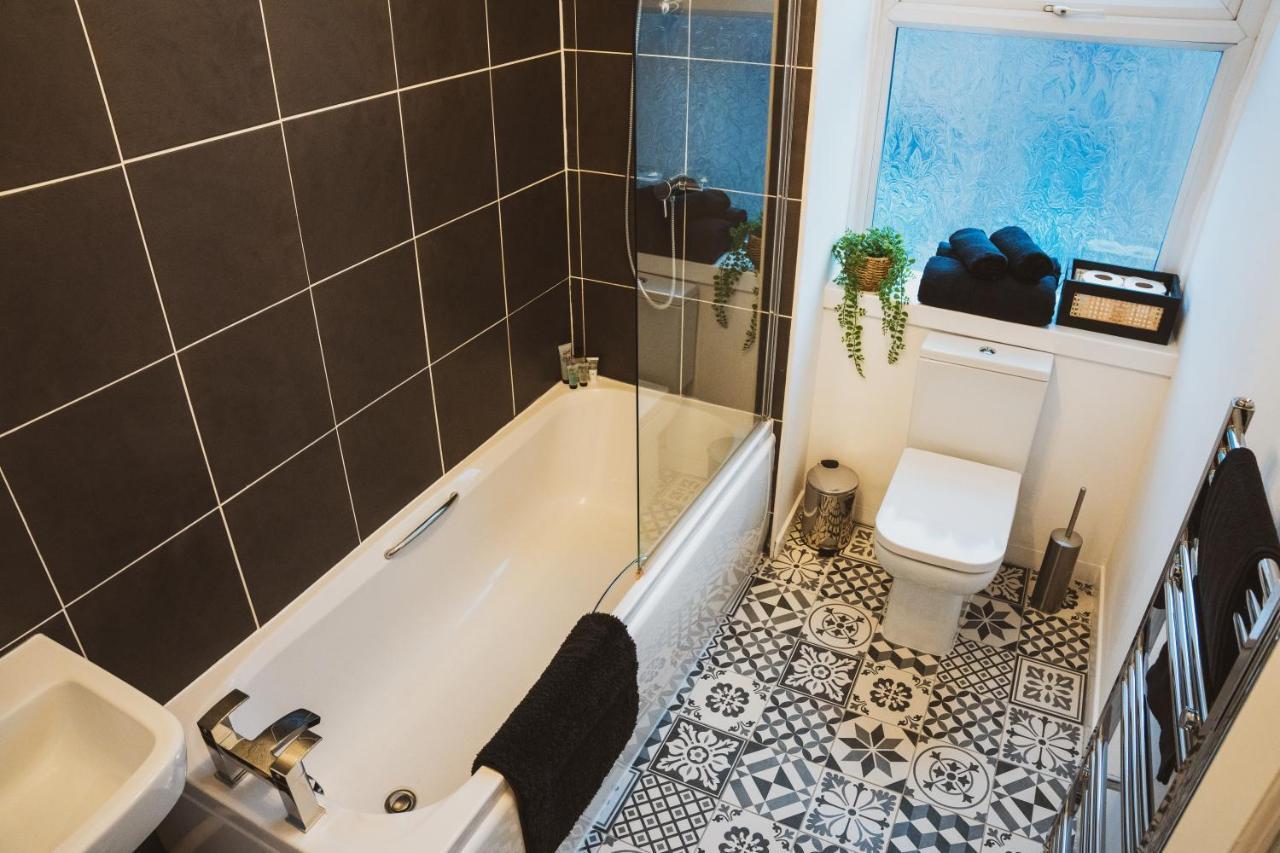 1 Bedroom Flat With Easy Parking/Public Transport Dundee Esterno foto